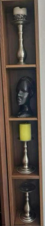 Boekenkast, DVD kast donkerbruin eikenpatroon kleur bruin, Ophalen, Zo goed als nieuw, Minder dan 50 cm, 200 cm of meer