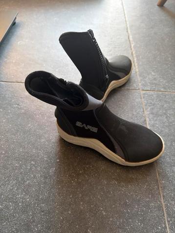Bare Duikschoenen Maat XS beschikbaar voor biedingen