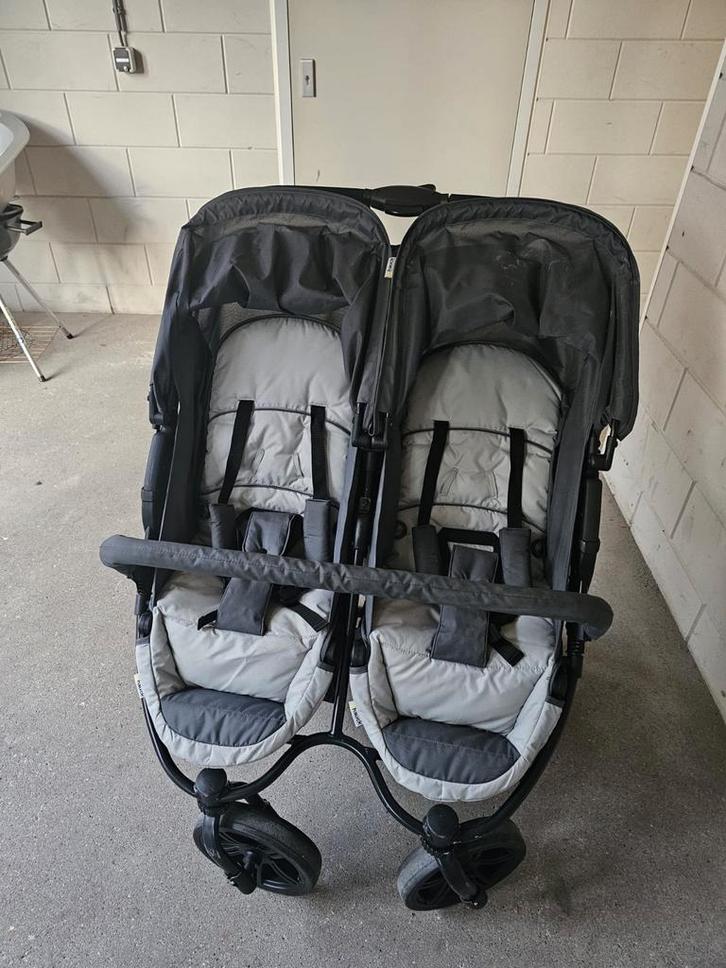 Hauck Tweelingwagen - Zo goed als nieuw!, Kinderen en Baby's, Kinderwagens en Combinaties, Ophalen of Verzenden