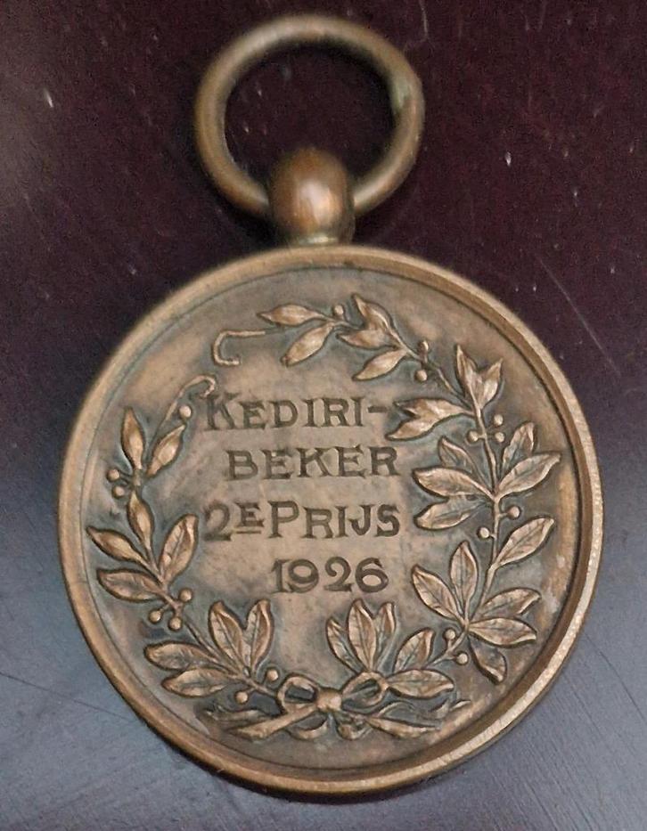 Antieke Medaille KEDIRI Tennis tournooi voormalig Indië 1926, Postzegels en Munten, Penningen en Medailles, Overige materialen