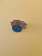103 Pin Baby Lachend Figuurtje Speldje - Nieuw!, Verzamelen, Speldjes, Pins en Buttons, Ophalen of Verzenden, Nieuw, Figuurtje