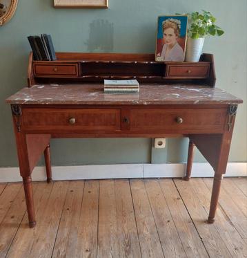 Lucky Vintage Antieke Franse Schrijftafel met Marmer blad  beschikbaar voor biedingen