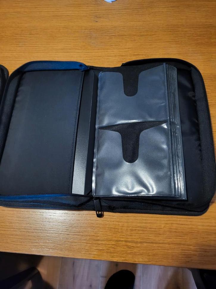 CD Opberg Systeem  etui,s en rolluik kastje, Cd's en Dvd's, Cd's | Overige Cd's, Zo goed als nieuw, Ophalen of Verzenden