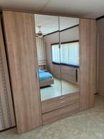 Grote kledingkast z.s.m weg, Huis en Inrichting, Kasten | Kledingkasten, Ophalen, Zo goed als nieuw, 50 tot 75 cm, 200 cm of meer