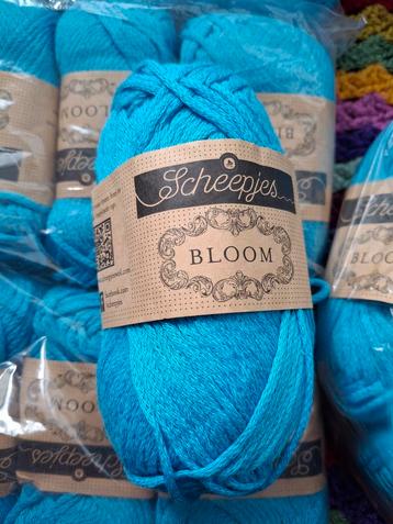 40 bollen Scheepjes Bloom katoen beschikbaar voor biedingen