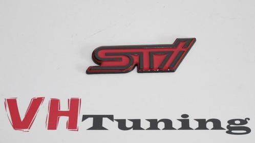 Subaru STI 3D logo zelfklevend 9 cm metaal zwart rood, Auto diversen, Tuning en Styling, Ophalen of Verzenden