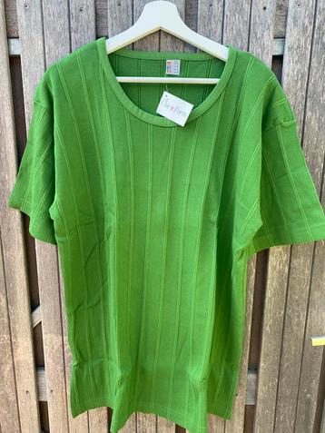 Nieuw groen shirt – korte mouwen – ronde hals – maat 44/46 beschikbaar voor biedingen