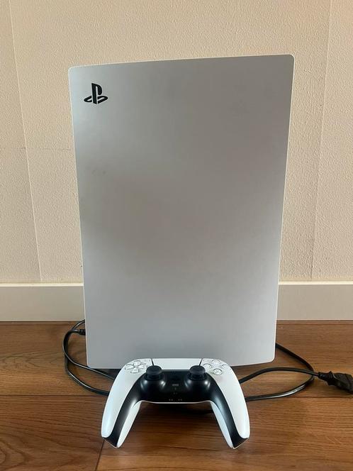 Sony PlayStation 5 Digital Edition + 1 controller - zgan, Spelcomputers en Games, Spelcomputers | Sony PlayStation 5, Zo goed als nieuw