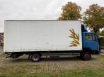 Mercedes-Benz 811 Bakwagen / 6 meter bak, Auto's, Zwart, Mercedes-Benz, Bedrijf, Geïmporteerd