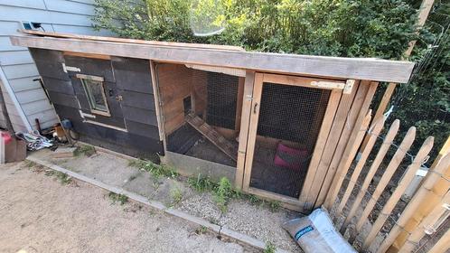 Groot kippenhok met ren te koop., Dieren en Toebehoren, Pluimvee | Toebehoren, Zo goed als nieuw, Kippenhok of Kippenren, Ophalen