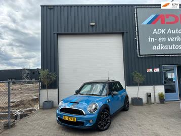 Mini Mini 1.6 Cooper S Westminster PANO/NAVI/XENON/LEDER/STO beschikbaar voor biedingen