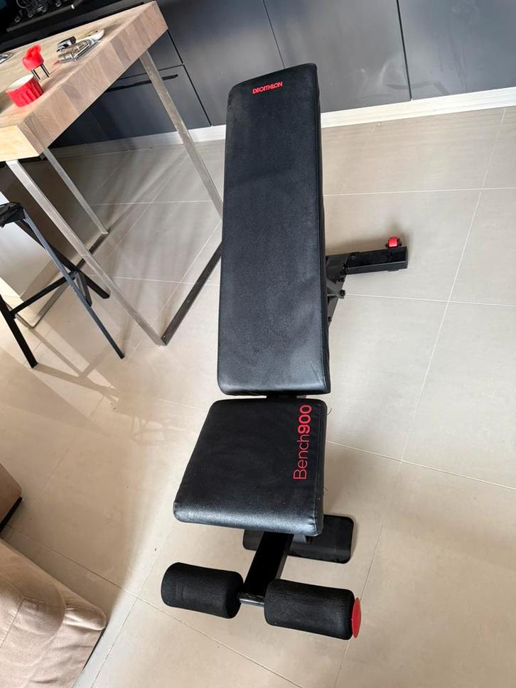 Decathlon bench 900- Benchpress, Sport en Fitness, Fitnessapparatuur, Zo goed als nieuw, Krachtstation, Metaal, Ophalen