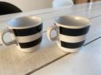 2 IKEA bekers met oor, Huis en Inrichting, Keuken | Servies, Ophalen, Zo goed als nieuw, Overige stijlen, Kop(pen) en/of Schotel(s)
