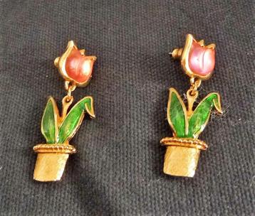 VERGULDE OORBELLEN AVON TULPEN IN BLOEMPOTJES VINTAGE NIEUW beschikbaar voor biedingen
