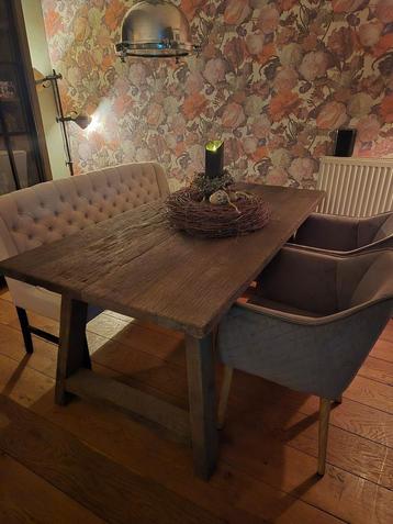 Landelijke sobere stijl eettafel beschikbaar voor biedingen