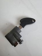 Fiets slot e-bike battery key accu sleutel, Fietsen en Brommers, Fietsaccessoires | Fietssloten, Ophalen of Verzenden, Zo goed als nieuw