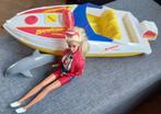 Baywatch Barbie met speedboot en dolfijn, Ophalen of Verzenden, Zo goed als nieuw, Barbie