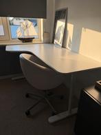 Mooi wit bureau - Ideaal voor thuiswerken!, Huis en Inrichting, Bureaus, Ophalen of Verzenden, In hoogte verstelbaar, Zo goed als nieuw