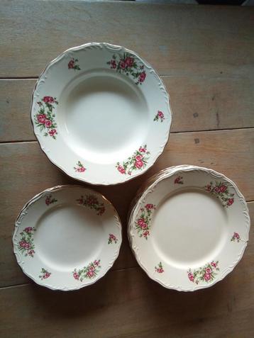 PAGNOSSIN TREVISO ITALY, borden retro, brocant beschikbaar voor biedingen