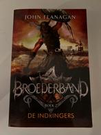 Broederband 2: De Indringers - John Flanagan, Boeken, Ophalen of Verzenden, Zo goed als nieuw