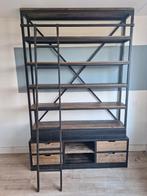 Boekenkast industrieel met 4 lades en ladder, Huis en Inrichting, Ophalen, Zo goed als nieuw, 25 tot 50 cm, 200 cm of meer