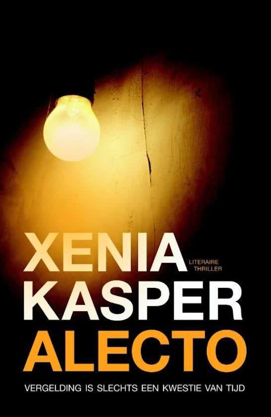 Alecto van Xenia Kasper, Boeken, Thrillers, Zo goed als nieuw, Nederland, Ophalen of Verzenden