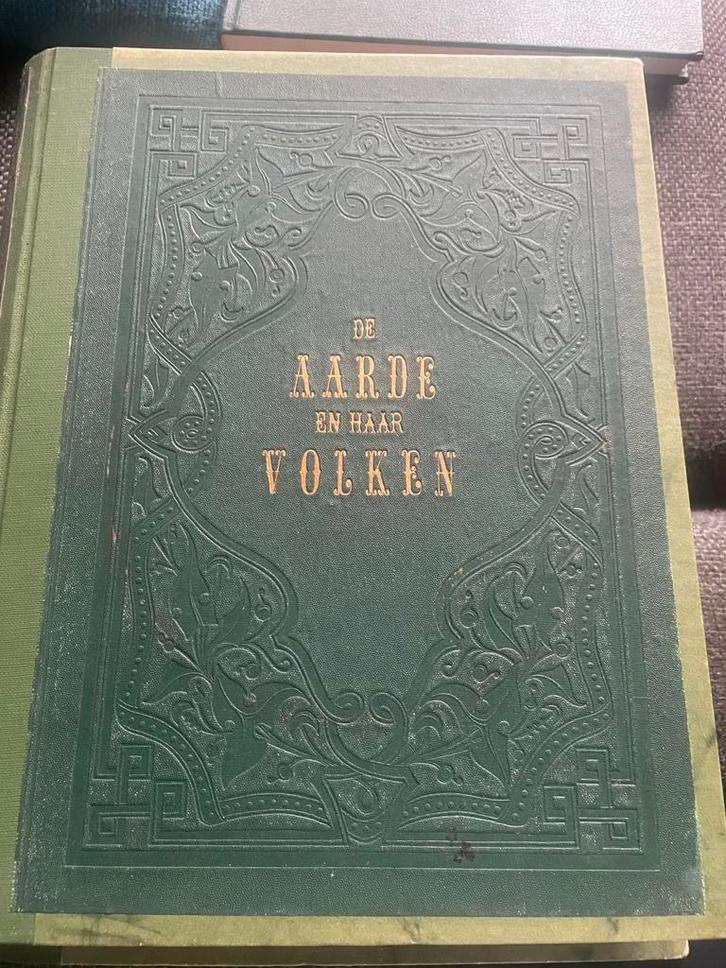 Aarde en haar Volken + Dore  ea, donker groen, Antiek en Kunst, Antiek | Boeken en Bijbels, Ophalen of Verzenden