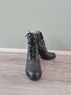 Mustang laarsjes met hak maat 39, Kleding | Dames, Schoenen, Ophalen of Verzenden, Zo goed als nieuw, Zwart