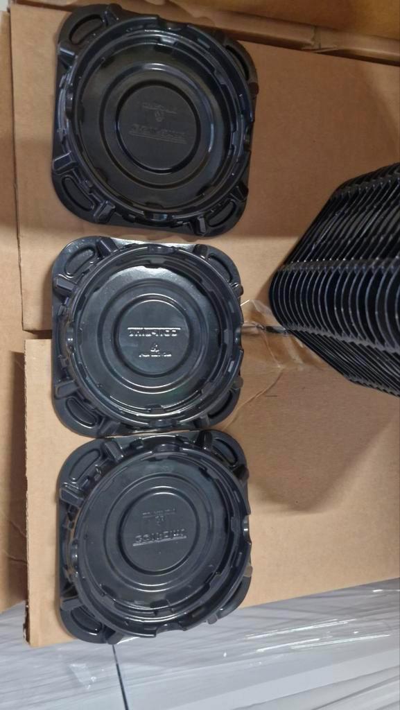 Verpakkingsmateriaal tbv verfblikken inpakken grote partij, Zakelijke goederen, Partijgoederen en Retail | Verpakking en Verzending