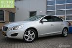 Volvo S60 2.0T 203pk Intro Edition ECC/NAVIGATIE/TREKHAAK, Euro 5, 4 cilinders, Origineel Nederlands, Handgeschakeld