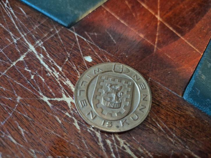 Herdenkingspenning Vierdaagse Nijmegen – 1956 (40e editie), Postzegels en Munten, Munten | Europa | Euromunten, Losse munt, 2 euro