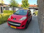 Peugeot 107 1.0 12V 5DR 2011 Rood, Voorwielaandrijving, 4 stoelen, 68 pk, Origineel Nederlands