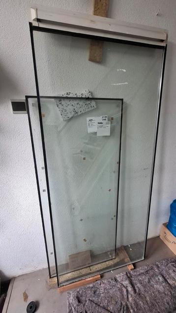 82,8x178,5 isolatieglas met ventilatie beschikbaar voor biedingen