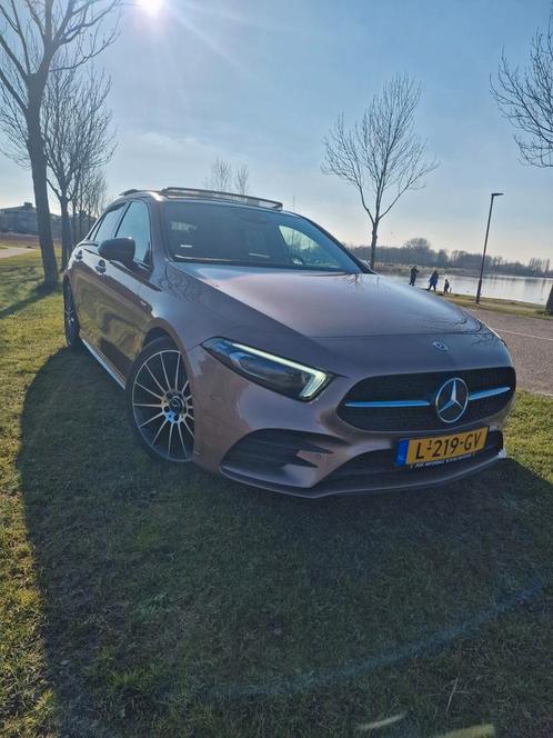 Mercedes limited edition!MBux! VOLVOL!! AMG, brabus, Auto's, Mercedes-Benz, Particulier, A-Klasse, 360° camera, ABS, Achteruitrijcamera