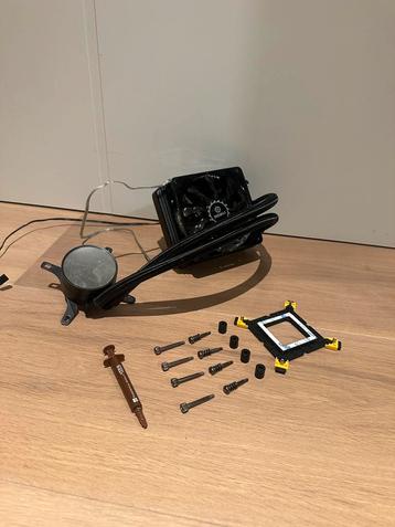 Defecte nzxt 120mm aio beschikbaar voor biedingen