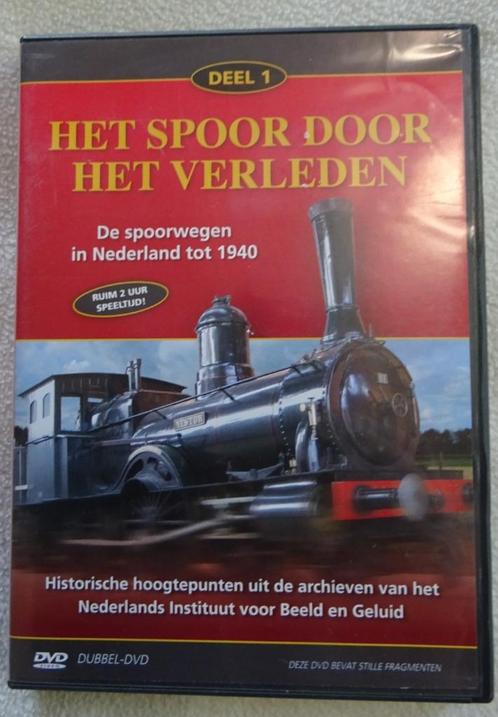 Het spoor door het verleden 2 dvd's 9789022957134, Verzamelen, Spoorwegen en Tramwegen, Zo goed als nieuw, Trein, Overige typen