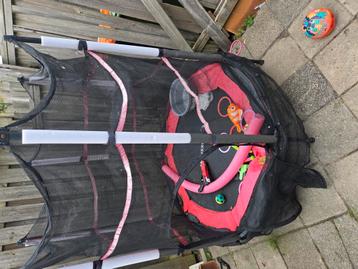 Leuke kinder trampoline ophalen  beschikbaar voor biedingen