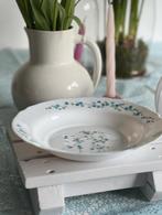 2x groot diep bord schaal Arcopal Veronica, Huis en Inrichting, Ophalen of Verzenden, Bord(en), Overige stijlen, Glas