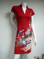 KING LOUIE jurk Chinees PAUW rood travelstof XS NIEUW, Kleding | Dames, Nieuw, Ophalen of Verzenden, King Louie, Maat 34 (XS) of kleiner