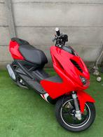 GEZOCHT !Sloop/Kapotte Yamaha Aerox / MBK Booster BWS SPIRIT, Fietsen en Brommers, Scooters | Yamaha, Ophalen, Aerox