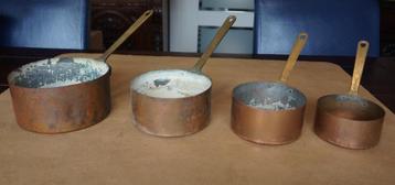 Oude steelpannen 4 stuks  beschikbaar voor biedingen