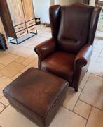 Schapenleren oorfauteuil Joris + Hocker, Huis en Inrichting, Fauteuils, Ophalen, Gebruikt, 75 tot 100 cm, Leer