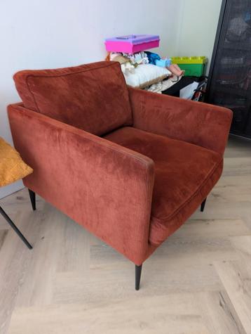 Roestkleurige fauteuil - Loods 5 beschikbaar voor biedingen