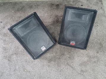 2 wharfedale stage monitors 12 inch beschikbaar voor biedingen