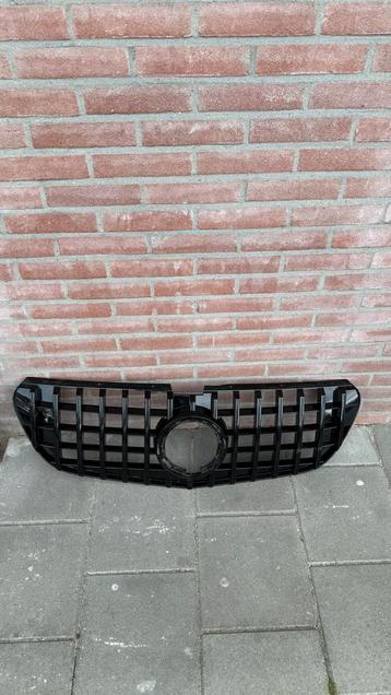 Panamericana Grill Mercedes Vito beschikbaar voor biedingen