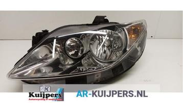 Koplamp links van een Seat Ibiza beschikbaar voor biedingen