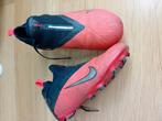Voetbalschoen Nike maat 33,5, Maat XS of kleiner, Ophalen of Verzenden, Gebruikt, Schoenen