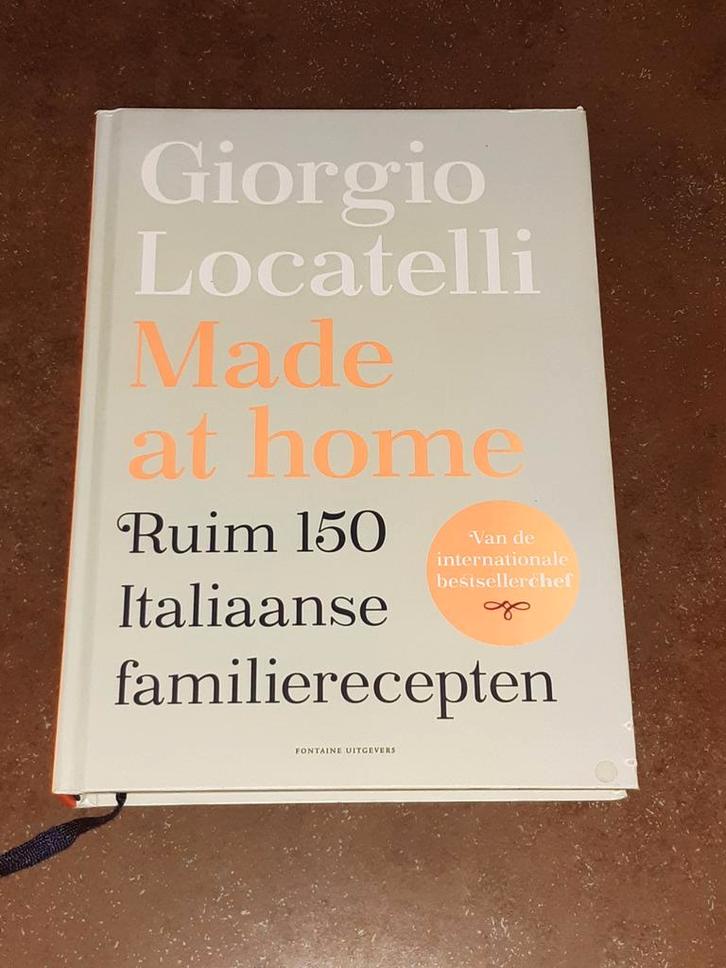 Made at Home Locatelli nieuwstaat italiaanse familierecepten, Boeken, Kookboeken, Zo goed als nieuw, Italië, Ophalen of Verzenden