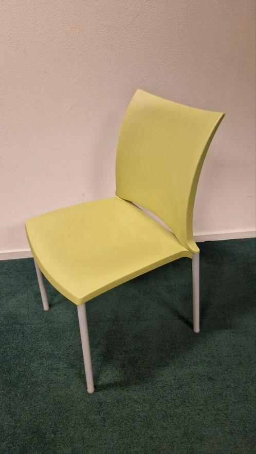 25x Kusch+Co Hola design Stoel - diverse kleuren, Huis en Inrichting, Stoelen, Gebruikt, Eén, Kunststof, Metaal, Overige kleuren