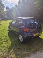 Toyota 2004 Blauw 1.3 automaat 2004, Auto's, Toyota, Automaat, 4 cilinders, 30 €/maand, Sedan